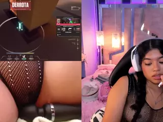 LissGames's Live Sex Cam Show