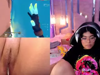 LissGames's Live Sex Cam Show