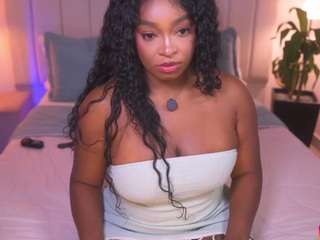 nicoleth28