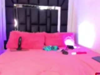 nicoleth18's Live Sex Cam Show