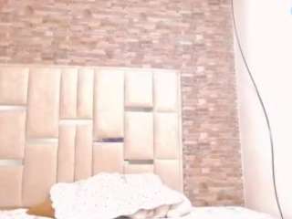 karolla-bigcock webcam