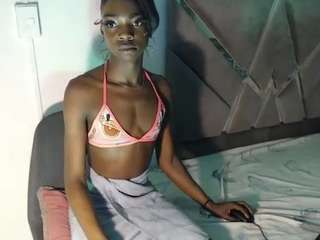 KAROLLA-BIGCOCK live webcam show
