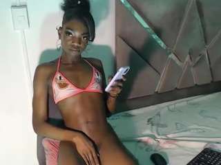 KAROLLA-BIGCOCK live webcam show