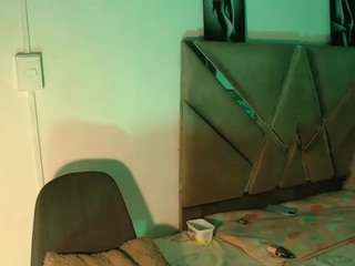 KAROLLA-BIGCOCK live webcam show