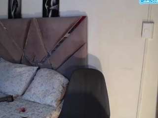 KAROLLA-BIGCOCK live webcam show