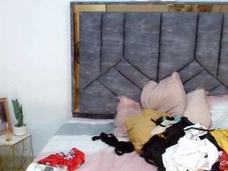 KAROLLA-BIGCOCK live cam preview