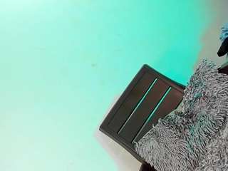 KAROLLA-BIGCOCK live cam preview
