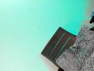 KAROLLA-BIGCOCK live cam preview