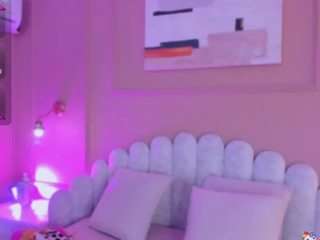 mia-mileer Live Webcam on CamSoda