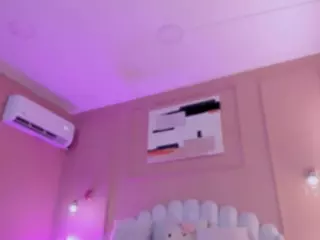 mia-mileer's Live Sex Cam Show