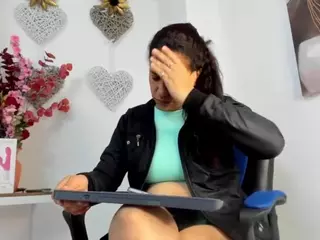 Joannet's Live Sex Cam Show