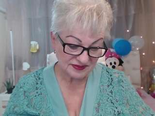 kaylesmoll Live Webcam on CamSoda