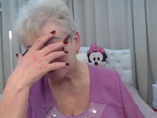 kaylesmoll Live Webcam on CamSoda