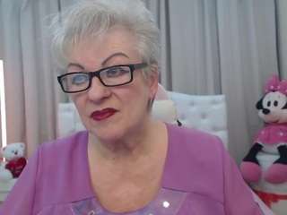 kaylesmoll live cam profile