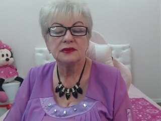 kaylesmoll live webcam show