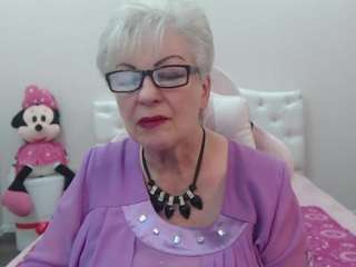 KayleSmoll live webcam show