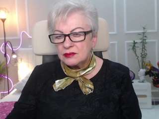 kaylesmoll xlovecam