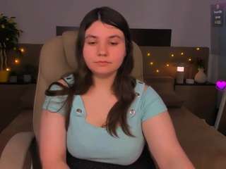 violashy live cam profile