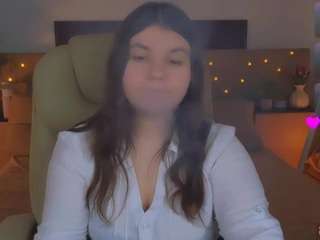 violashy live cam profile