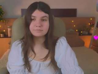 violashy Live Webcam on CamSoda