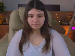 Acest model este live acum. violashy
