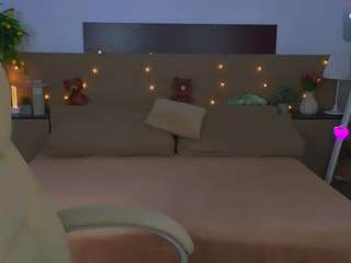 violashy live webcam show