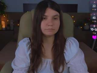 ViolaShy live webcam show