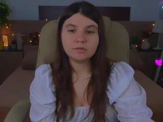 ViolaShy live webcam show