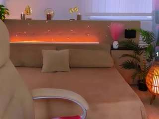 ViolaShy live cam preview