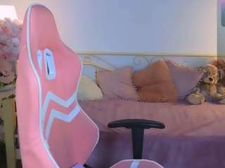ViolaShy live cam preview
