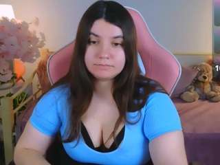 ViolaShy live cam preview