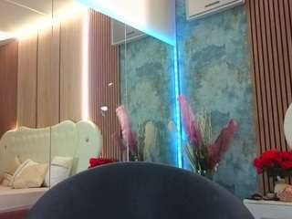 angellblackxxx, female webcam model,  years old, on live webcam