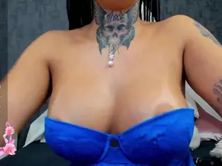 AngellBlackxxx's Live Sex Cam Show