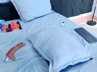 jessicabannkss live webcam show
