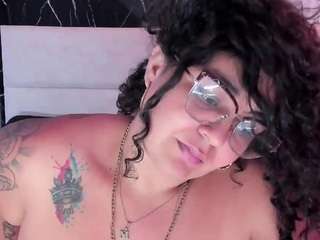 kateortega's CamSoda show and profile