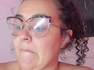 le modèle kateortega est en webcam porno dans un show sur le site camsoda, il possède les tags suivants: amateur,pussy,anal,lush,middle aged,naked,natural,no smoking,oil,shaved pussy,huge tits,spank,squirt,squirter,strip,tattoos,toys,wet,young adult,lingerie