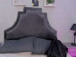  kellymillian chat room