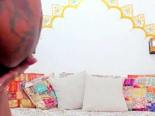 nahirkhan's live room