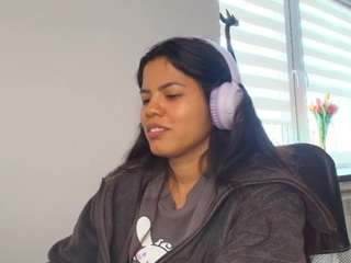 tell-me-goddess live cam preview