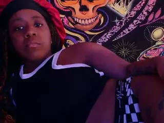 FunSized Doll's Live Sex Cam Show