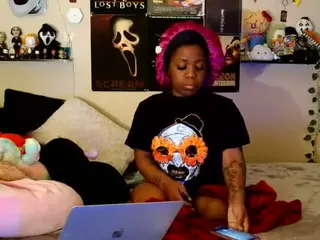 FunSized Doll's Live Sex Cam Show