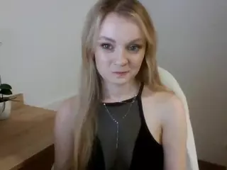 AlmaCute's Live Sex Cam Show