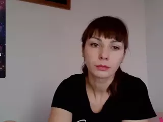 Lady-Caroline's Live Sex Cam Show