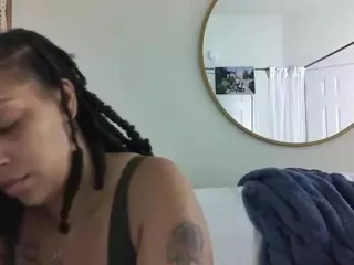 tiphanyblu's Live Sex Cam Show