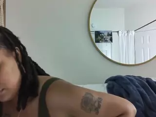 tiphanyblu's Live Sex Cam Show