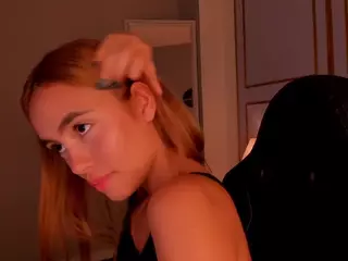Adahara-Miller's Live Sex Cam Show