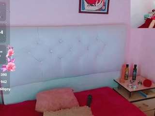 le modèle alexaseyyxl est en webcam porno dans un show sur le site camsoda, il possède les tags suivants: bondage,brown eyes,flat chested,lean,red hair,spank,tattoos,teen-18,young adult,hd