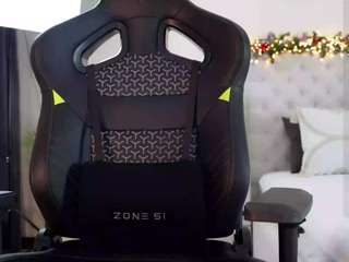 kissingxeres Live Webcam on CamSoda