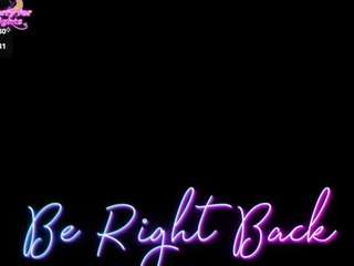 raquel-ucros Live Webcam on CamSoda