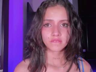 felicitynesbar live webcam show